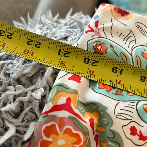 Anthropologie Entro satin Feathered paisley Tank Size L New - Picture 11 of 11